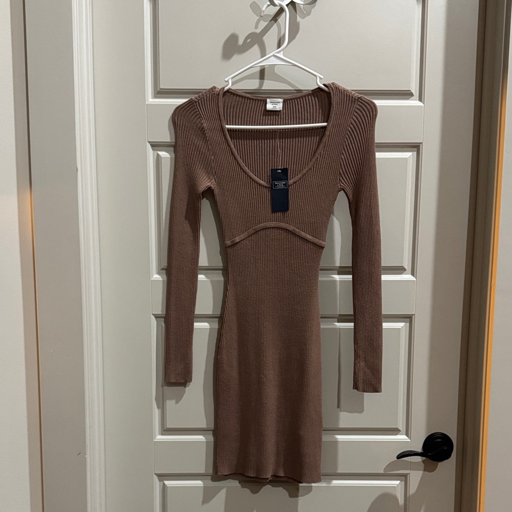 Abercrombie & Fitch Brown Long Sleeve Dress
